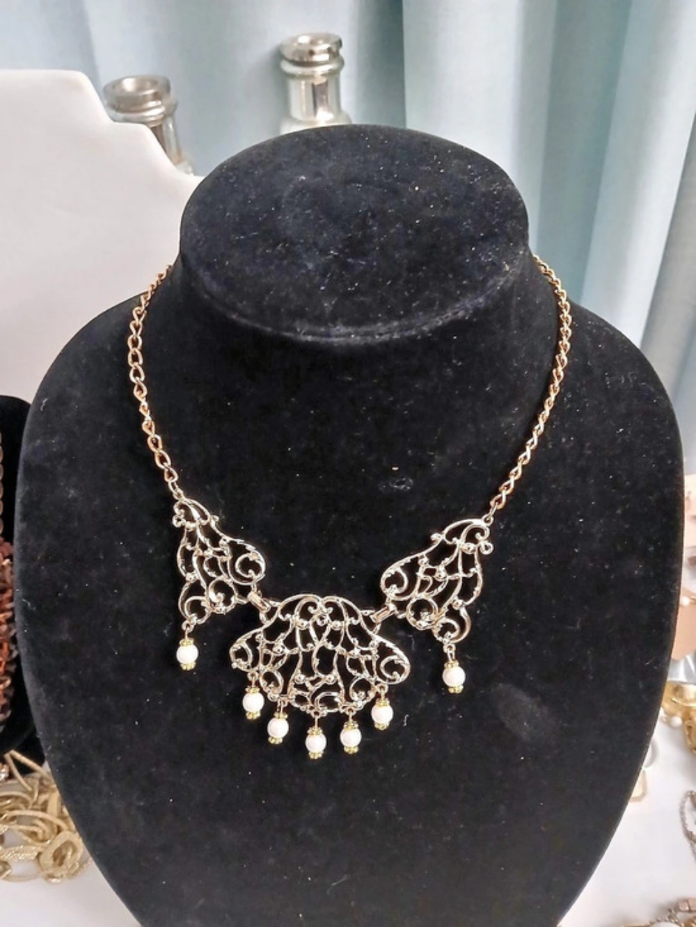 Sarah Coventry Statement Pendant Necklace in Gold